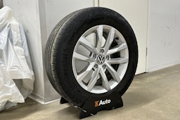 sininen Volkswagen Passat 2022 kuva 10.