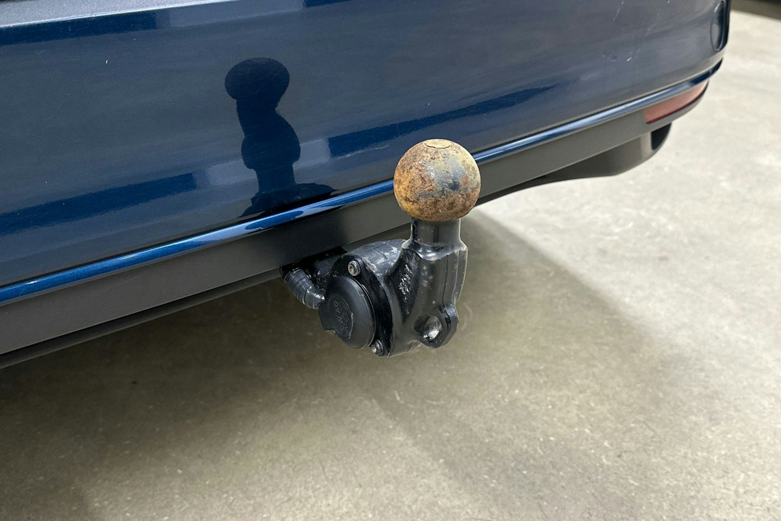 sininen Volkswagen Passat 2022 kuva 25.