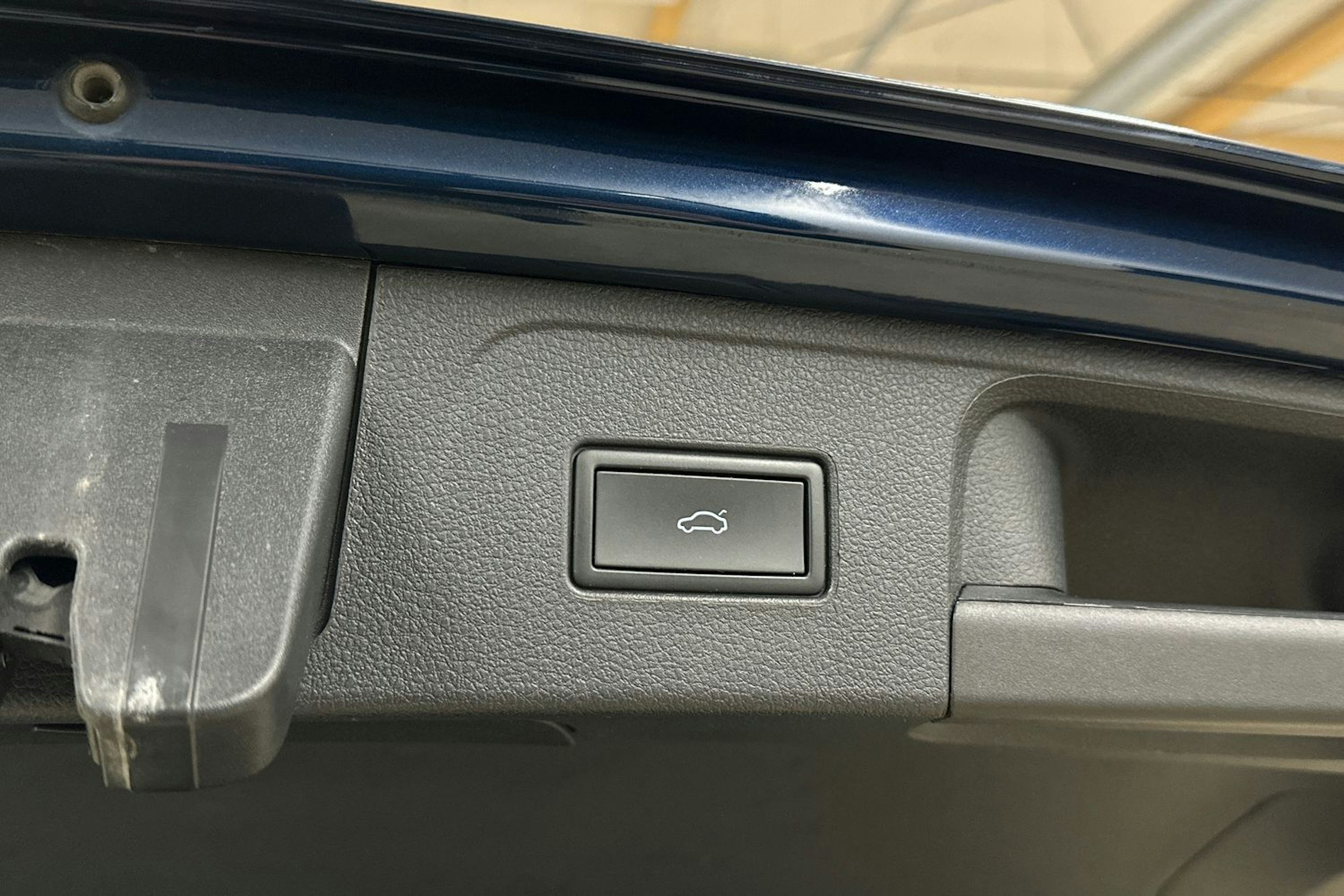 sininen Volkswagen Passat 2022 kuva 26.