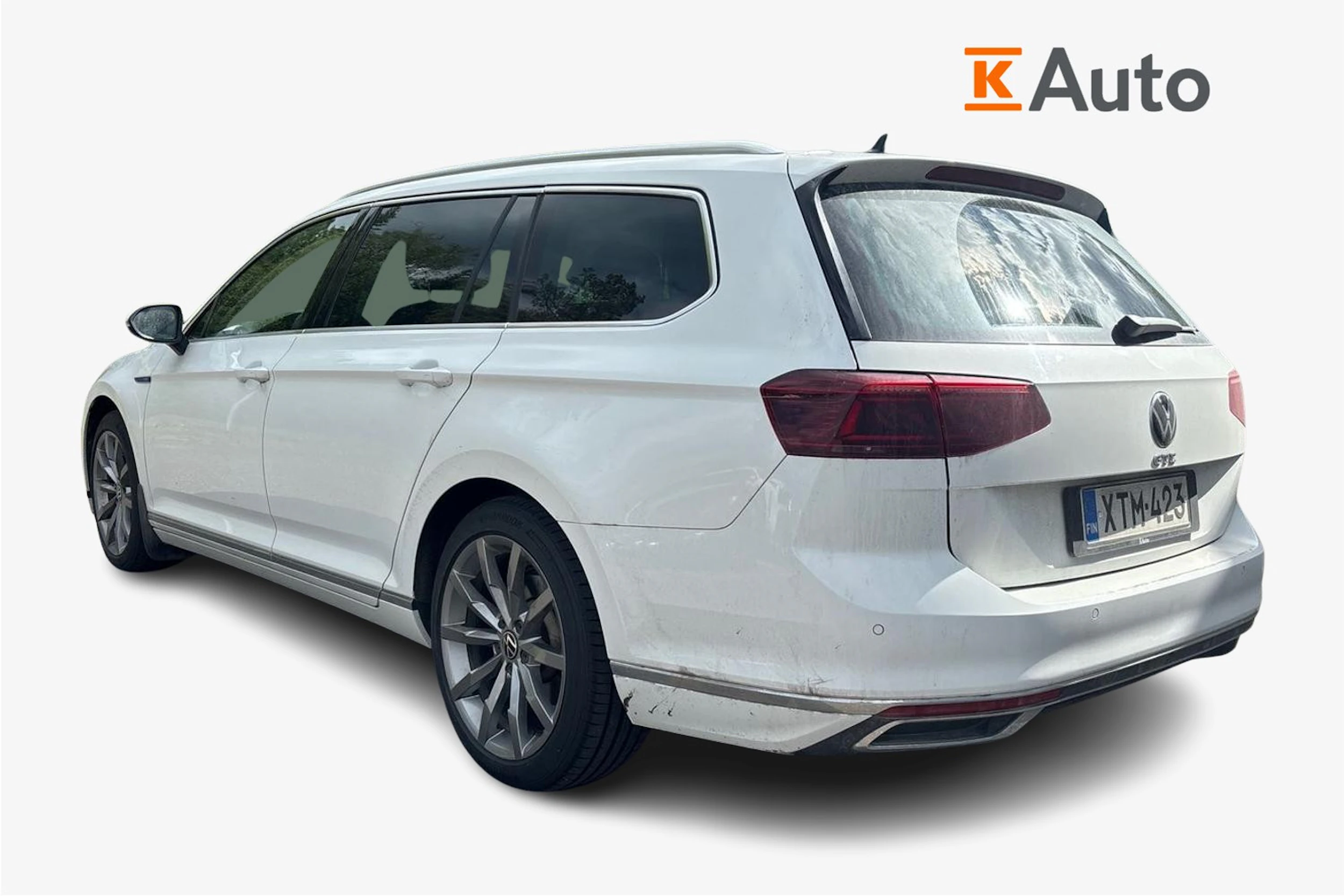 Valkoinen Volkswagen PASSAT 2022 kuva 2.