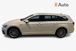 Valkoinen Volkswagen PASSAT 2022 kuva 7.