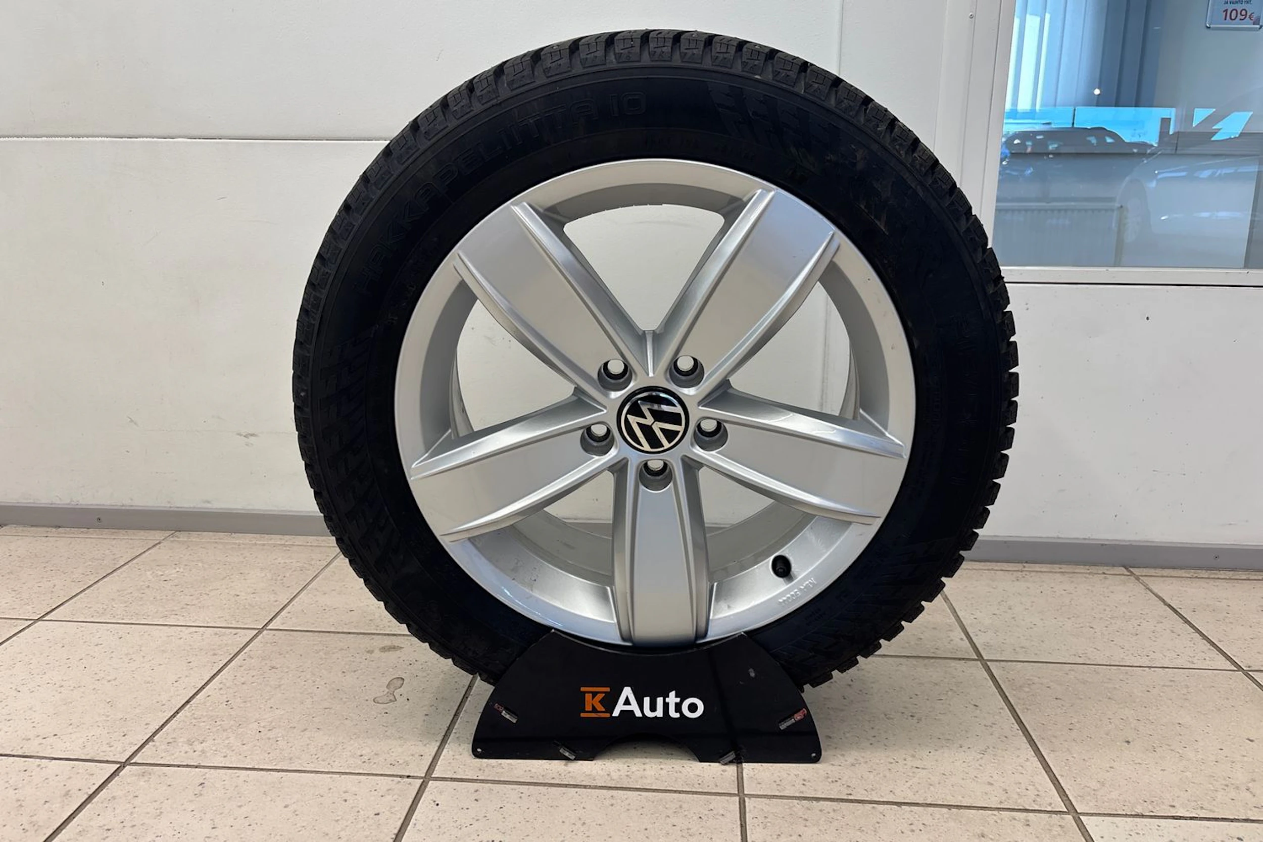 Valkoinen Volkswagen PASSAT 2022 kuva 15.