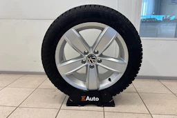 Valkoinen Volkswagen PASSAT 2022 kuva 15.