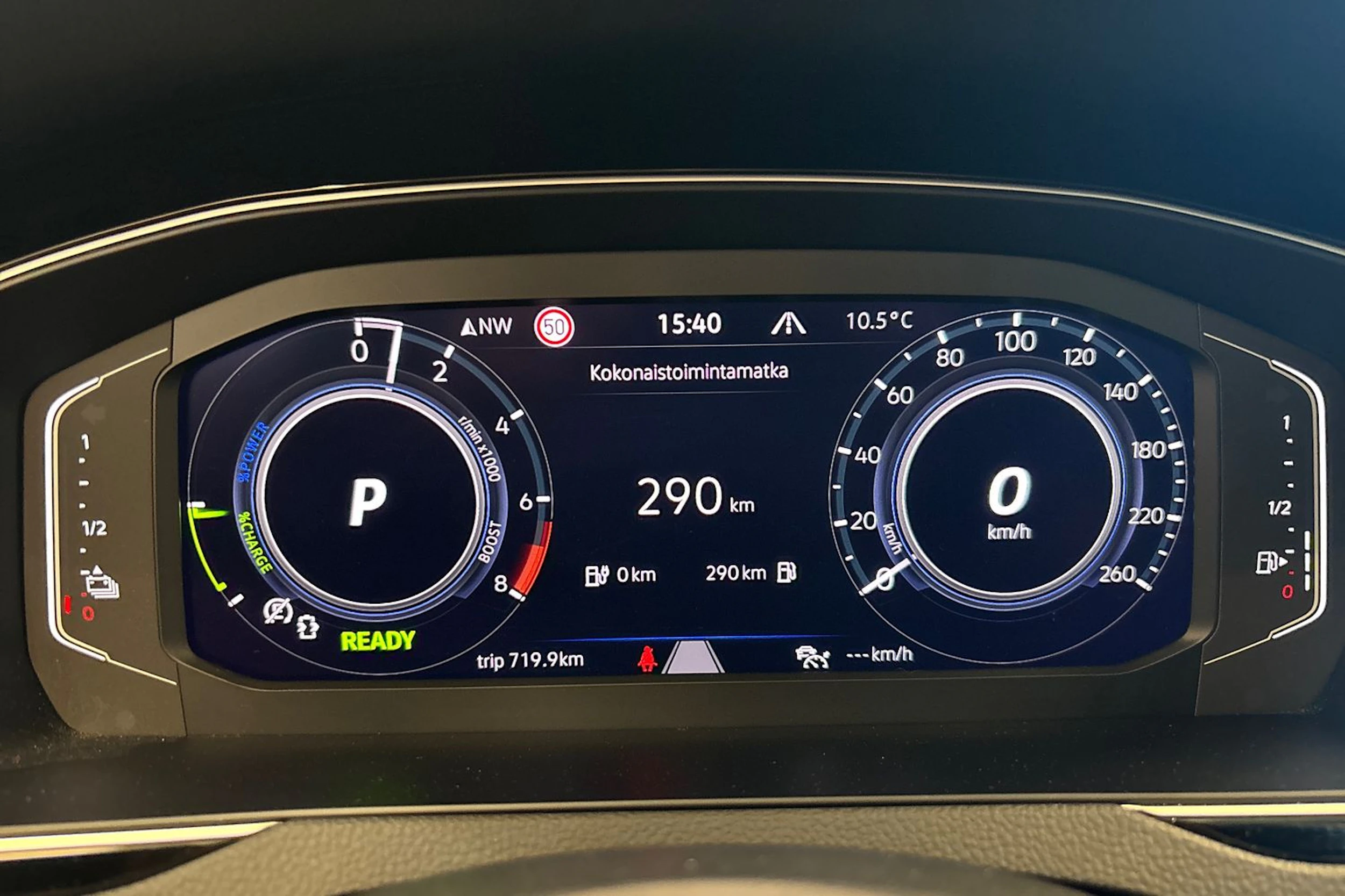 Valkoinen Volkswagen PASSAT 2022 kuva 18.