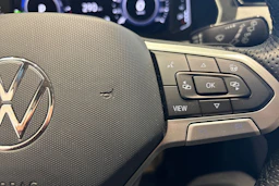 Valkoinen Volkswagen PASSAT 2022 kuva 20.