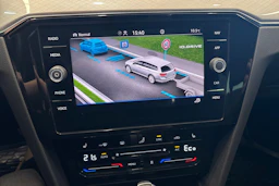 Valkoinen Volkswagen PASSAT 2022 kuva 21.