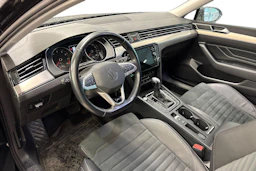 musta Volkswagen Passat 2022 kuva 3.