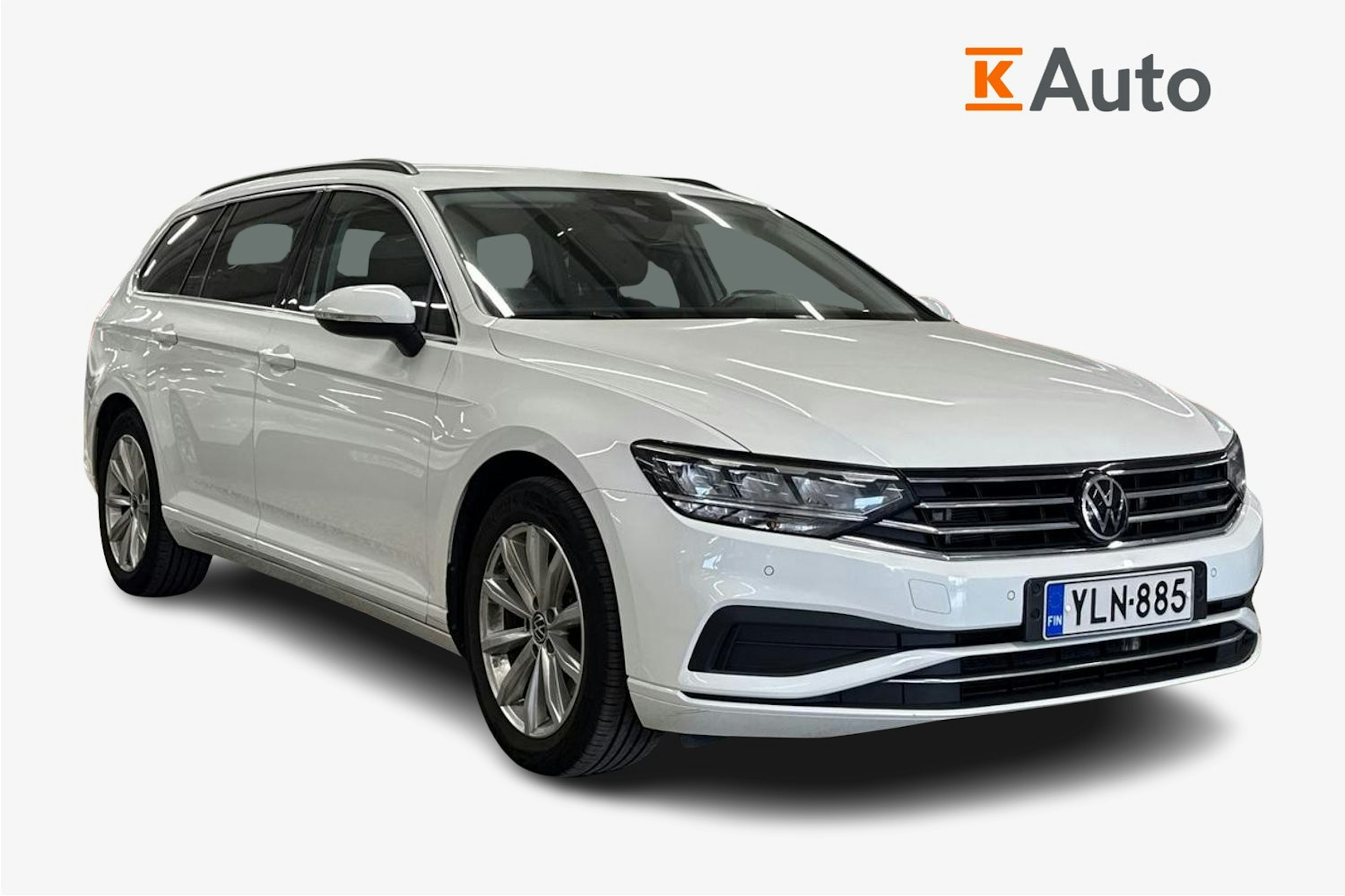 Valkoinen Volkswagen PASSAT 2022 kuva 1.