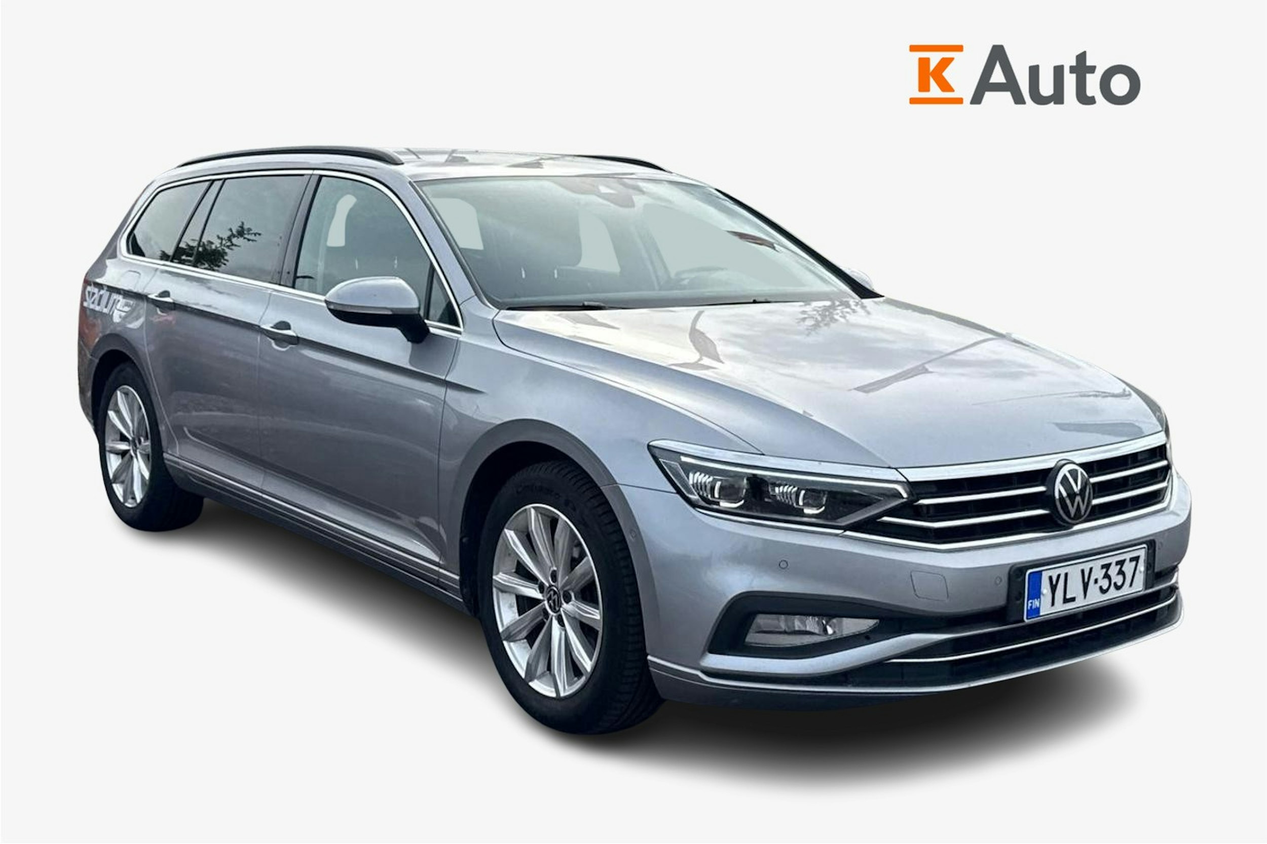 harmaa Volkswagen Passat 2022 kuva 1.