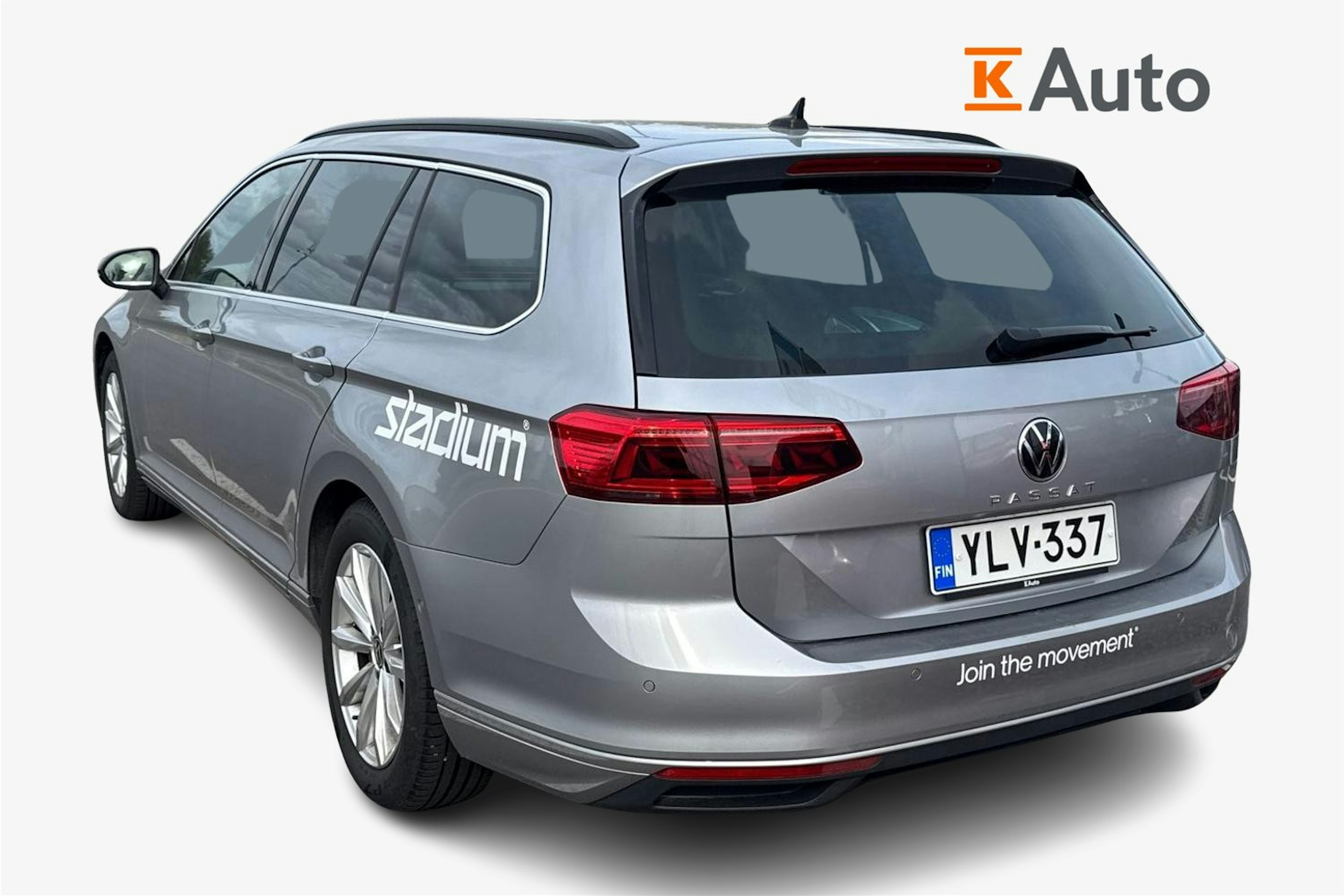 harmaa Volkswagen Passat 2022 kuva 2.
