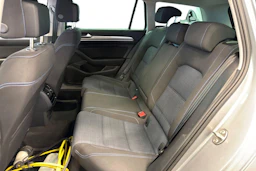 Harmaa Volkswagen PASSAT 2022 kuva 8.