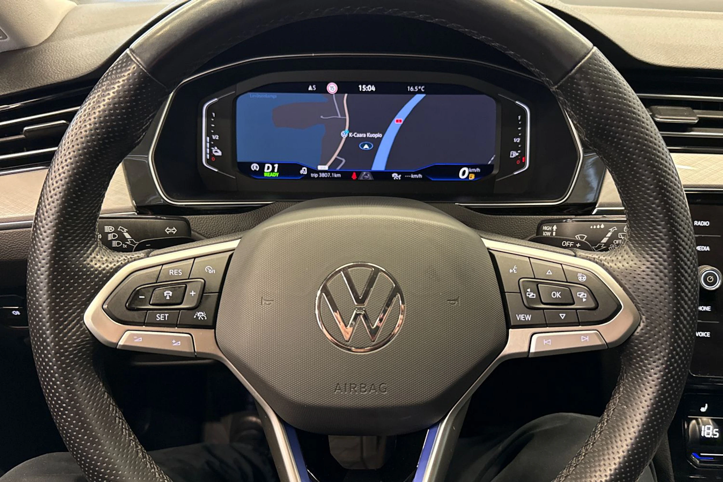 Harmaa Volkswagen PASSAT 2022 kuva 14.