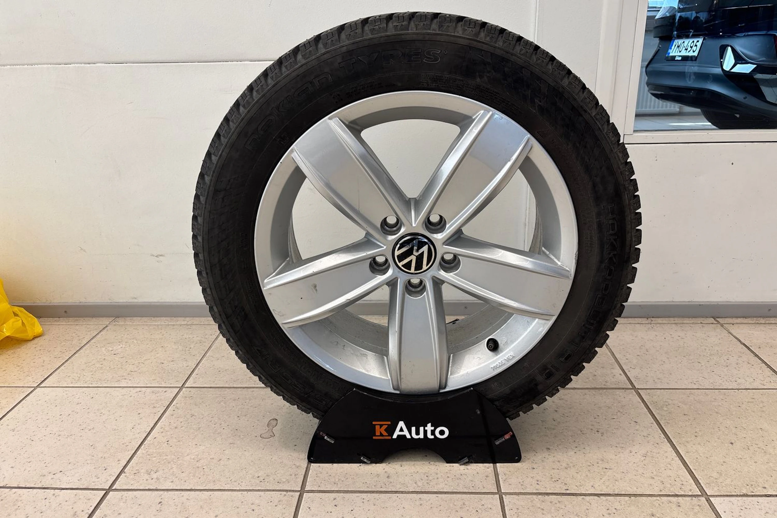 valkoinen Volkswagen Passat 2022 kuva 29.