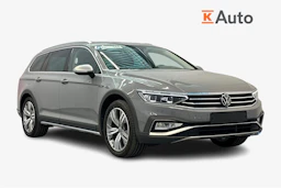 harmaa Volkswagen Passat 2023 kuva 1.
