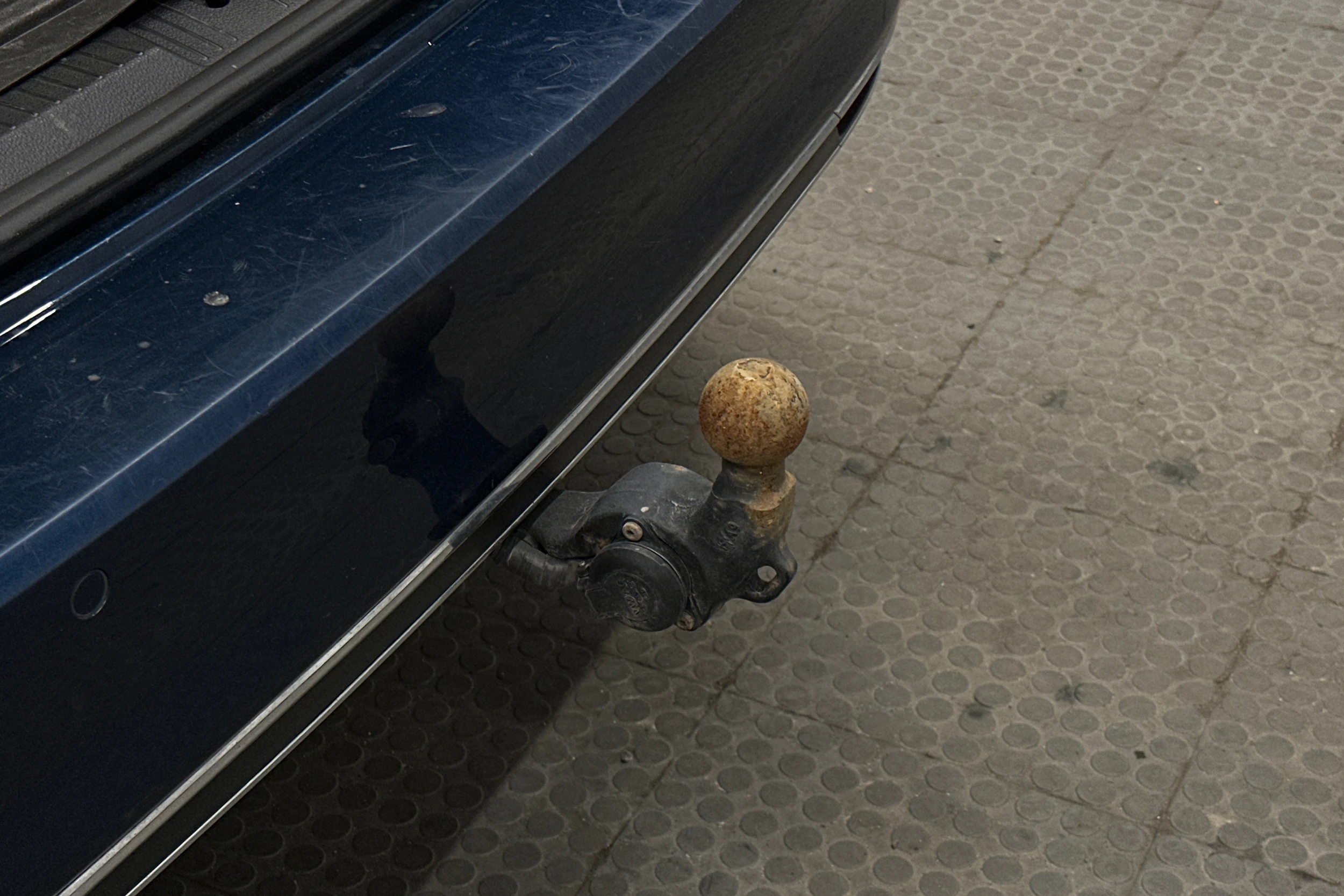 sininen Volkswagen Passat 2023 kuva 37.