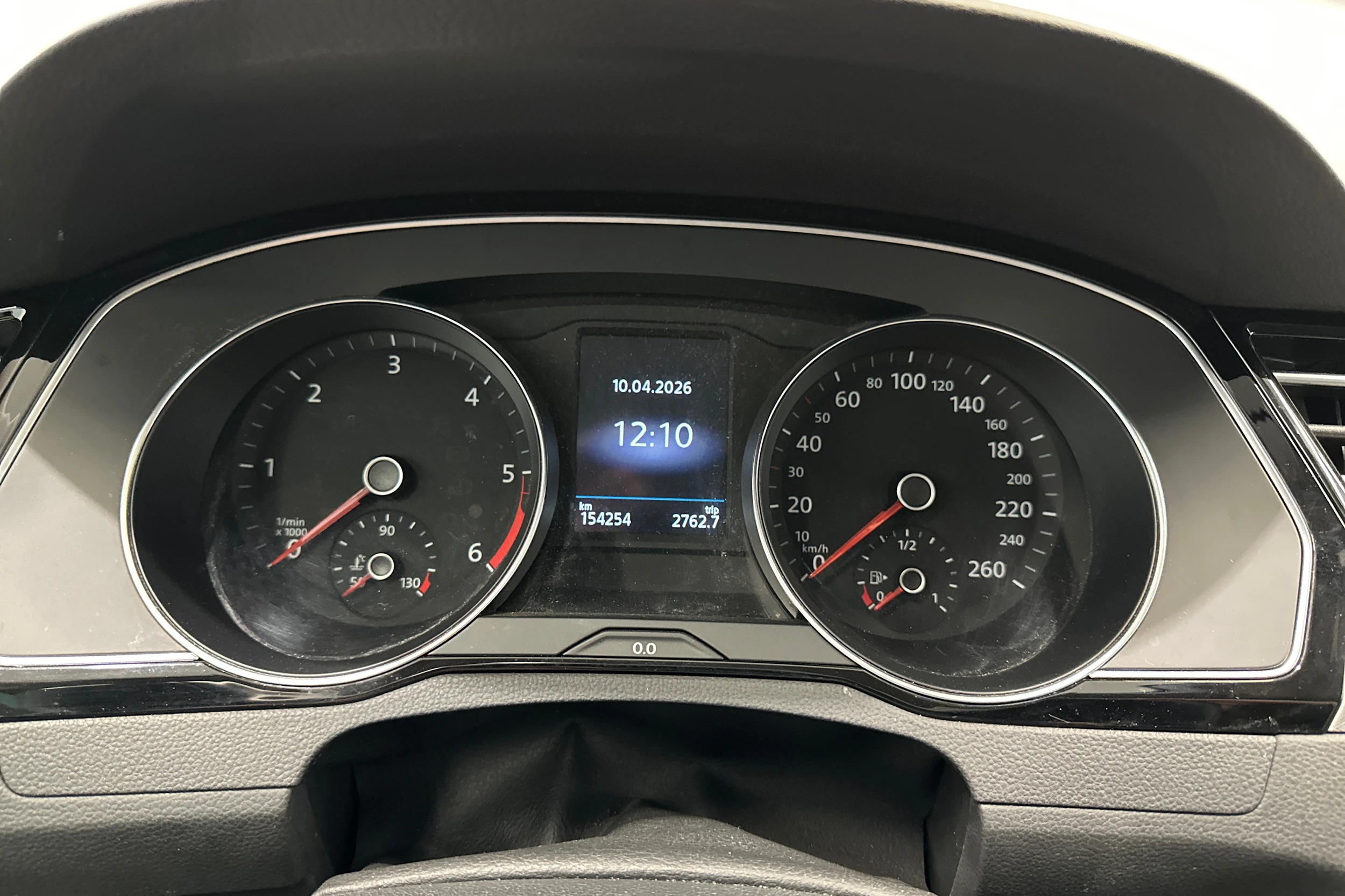 musta Volkswagen Passat 2023 kuva 15.