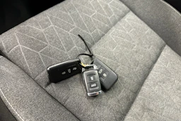 musta Volkswagen Passat 2023 kuva 20.