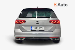 harmaa Volkswagen Passat 2023 kuva 4.