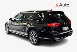 musta Volkswagen Passat 2023 kuva 2.
