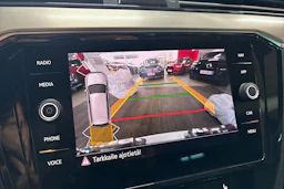 musta Volkswagen Passat 2023 kuva 16.