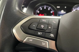 Harmaa Volkswagen PASSAT 2023 kuva 17.