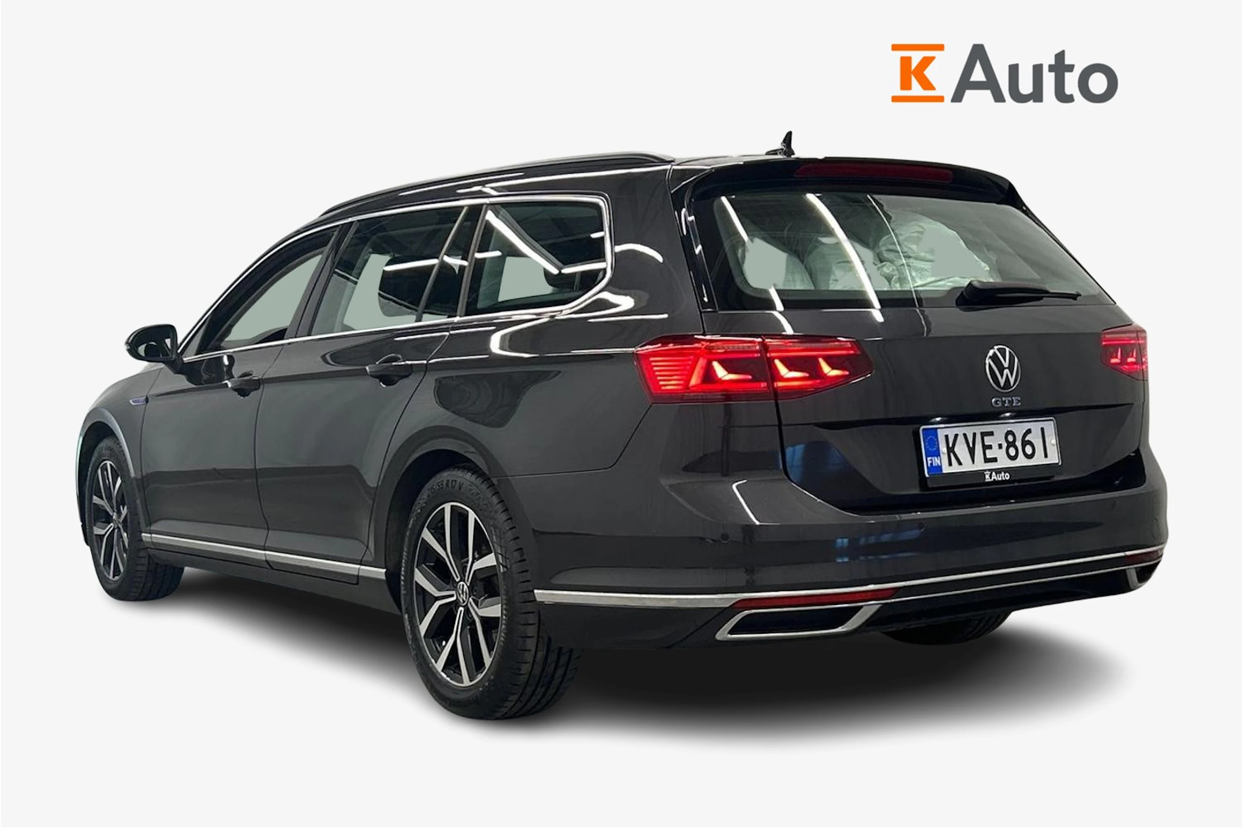 harmaa Volkswagen Passat 2023 kuva 3.