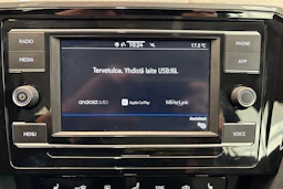 Harmaa Volkswagen PASSAT 2023 kuva 17.