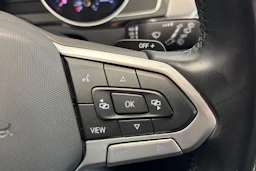 Harmaa Volkswagen PASSAT 2023 kuva 23.