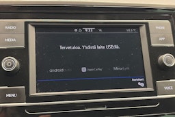 harmaa Volkswagen Passat 2023 kuva 19.