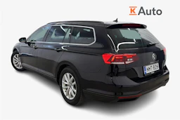 musta Volkswagen Passat 2023 kuva 2.