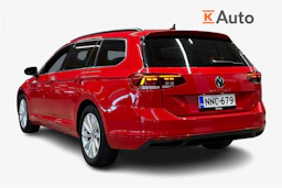 punainen Volkswagen Passat 2023 kuva 3.