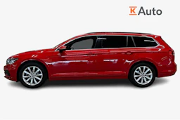 punainen Volkswagen Passat 2023 kuva 7.