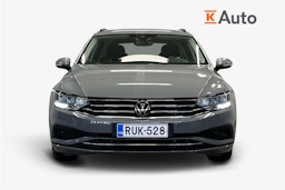 harmaa Volkswagen Passat 2023 kuva 5.