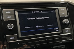 harmaa Volkswagen Passat 2023 kuva 26.