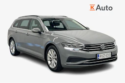 harmaa Volkswagen Passat 2023 kuva 1.