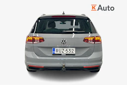 harmaa Volkswagen Passat 2023 kuva 4.