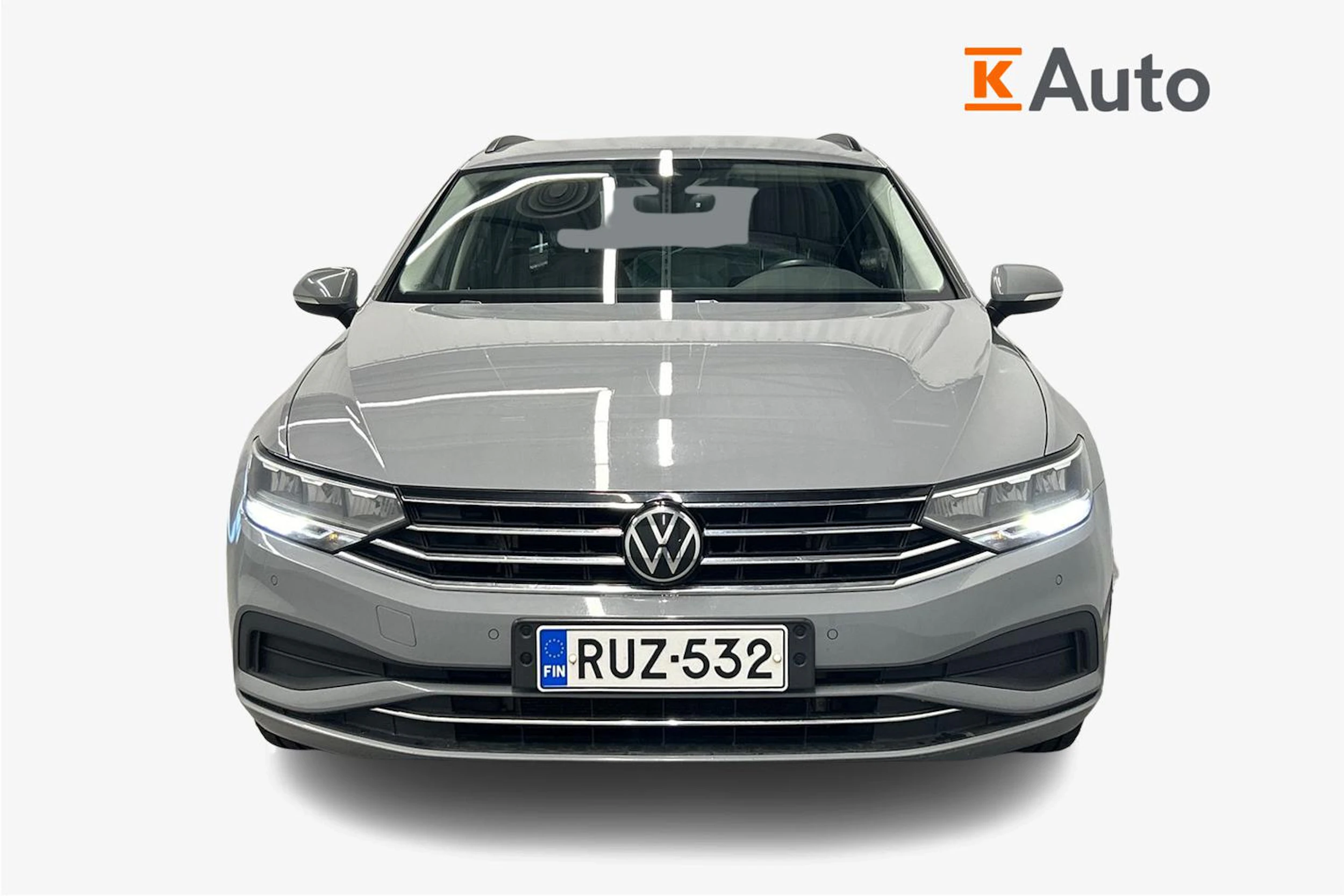 harmaa Volkswagen Passat 2023 kuva 5.