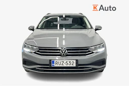 harmaa Volkswagen Passat 2023 kuva 5.
