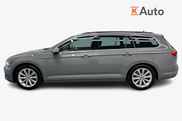 harmaa Volkswagen Passat 2023 kuva 7.
