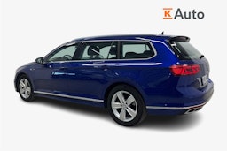 sininen Volkswagen Passat 2023 kuva 2.