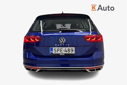 sininen Volkswagen Passat 2023 kuva 3.