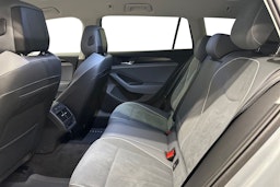 hopea Volkswagen Passat 2024 kuva 10.