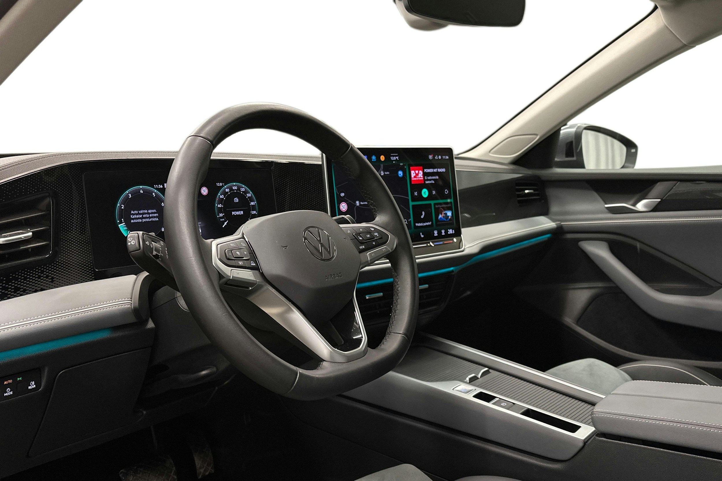 hopea Volkswagen Passat 2024 kuva 7.