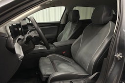 hopea Volkswagen Passat 2024 kuva 17.