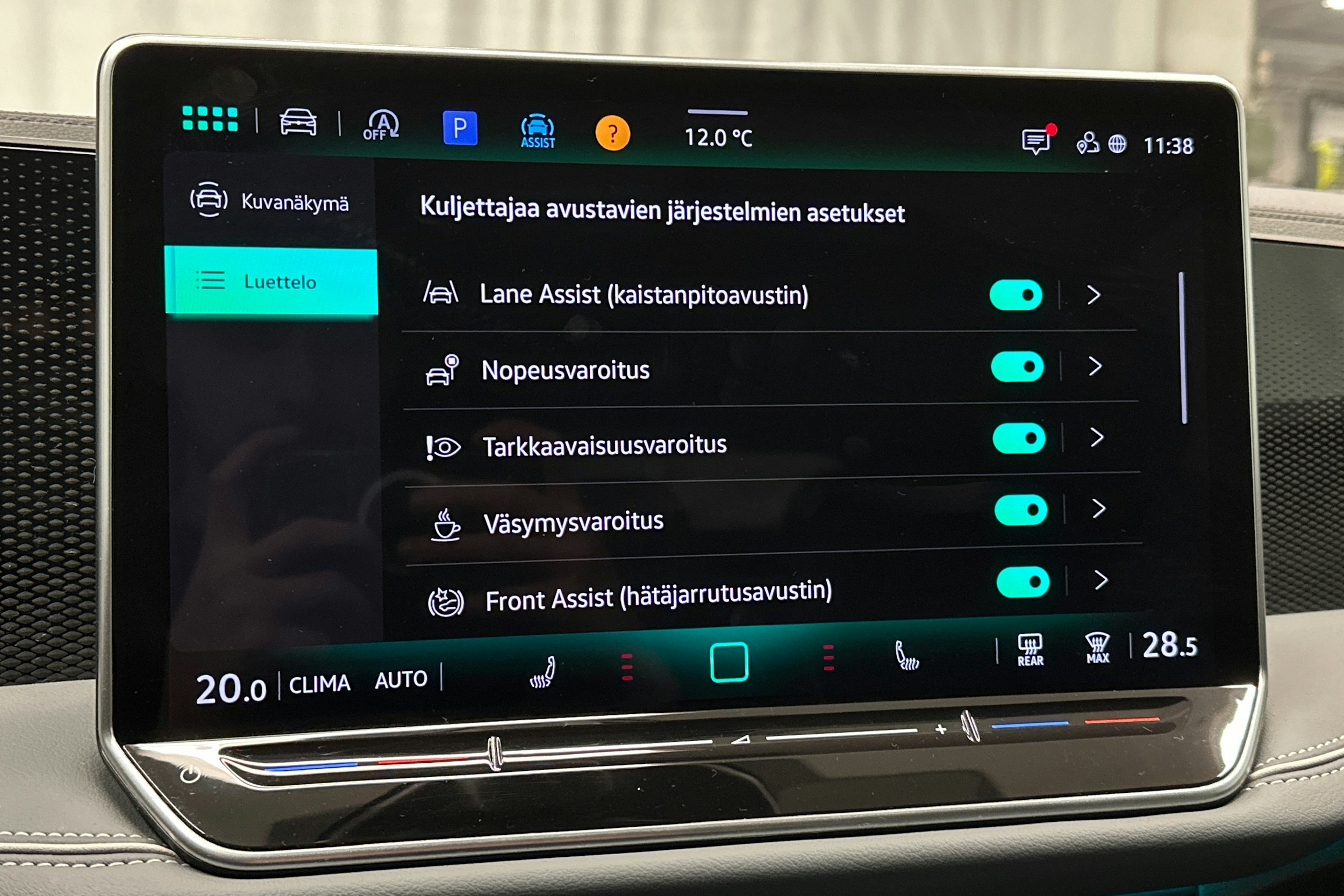 hopea Volkswagen Passat 2024 kuva 25.