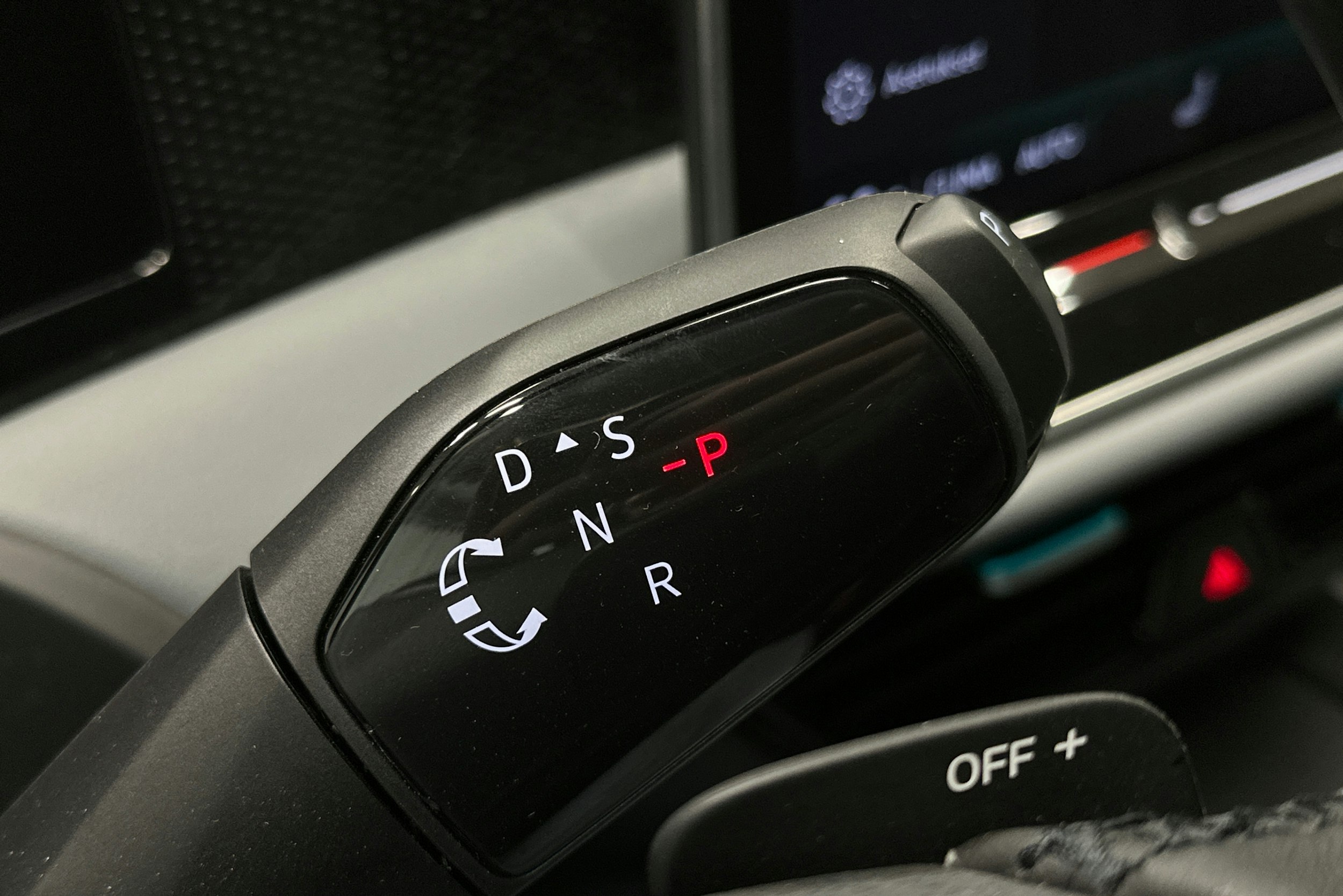 hopea Volkswagen Passat 2024 kuva 30.