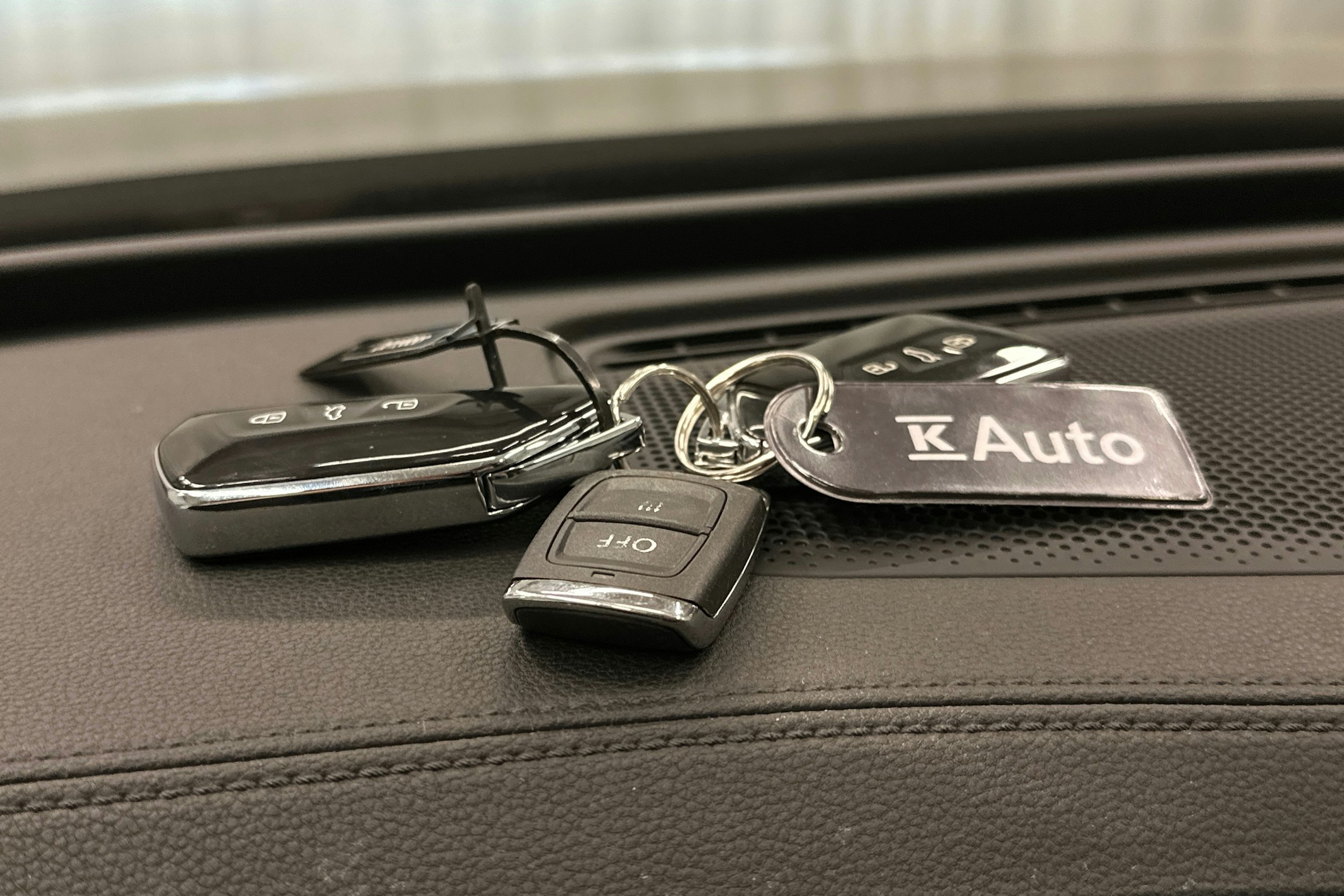 hopea Volkswagen Passat 2024 kuva 32.