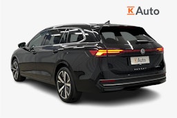 musta Volkswagen Passat 2024 kuva 2.