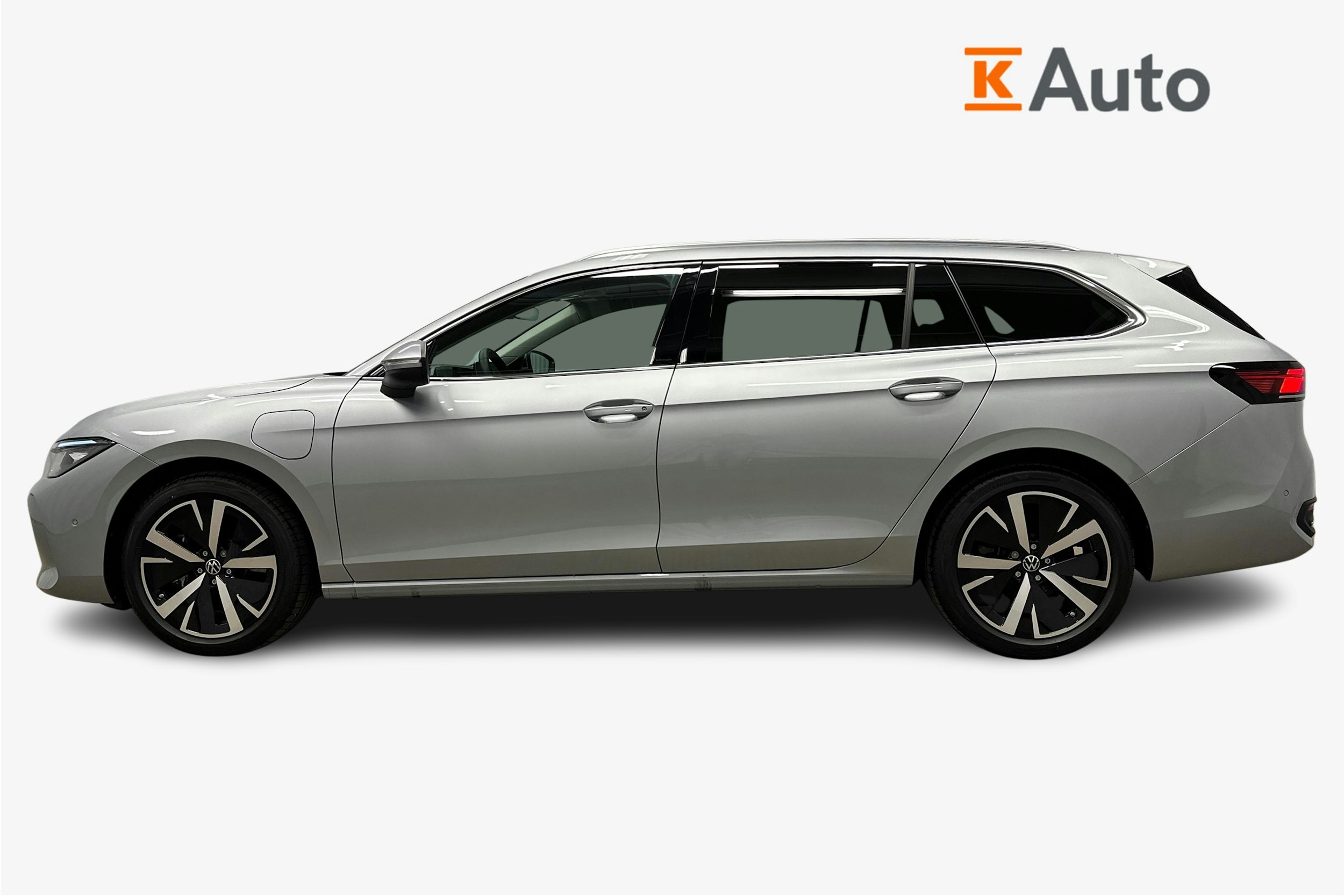 hopea Volkswagen Passat 2024 kuva 6.