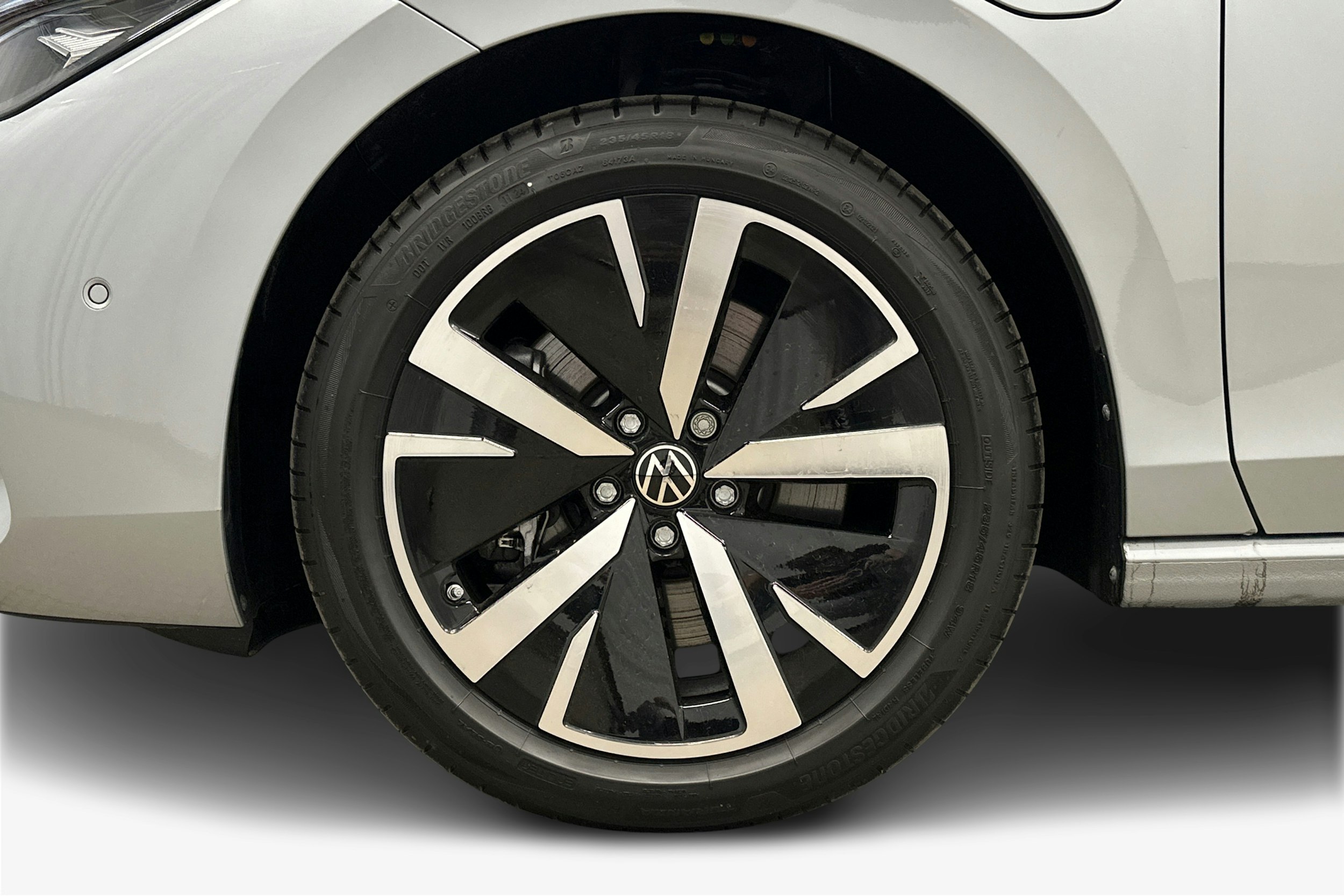 hopea Volkswagen Passat 2024 kuva 11.
